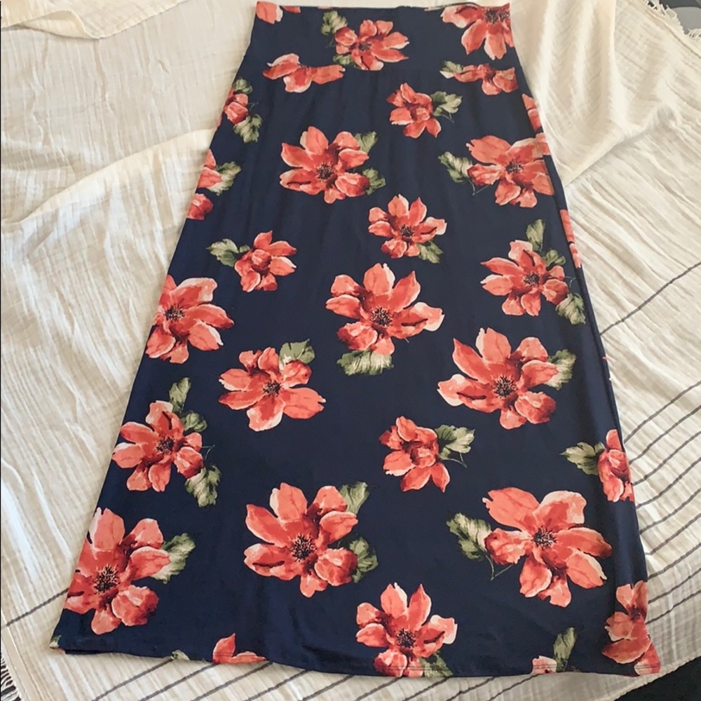 BNWOT Super Soft and Gorgeous Maxi Skirt!